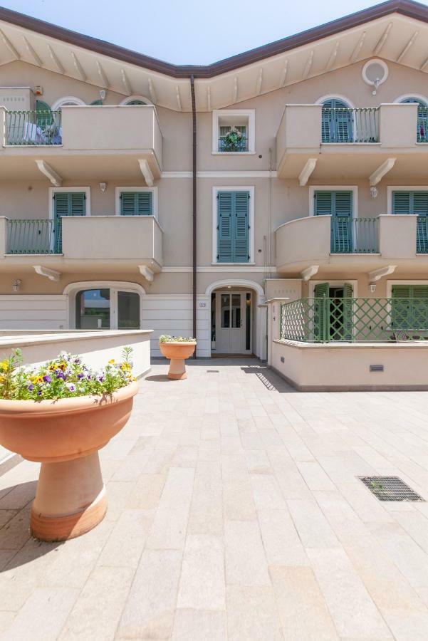 Casajacopo Apartment ลุคคา ภายนอก รูปภาพ